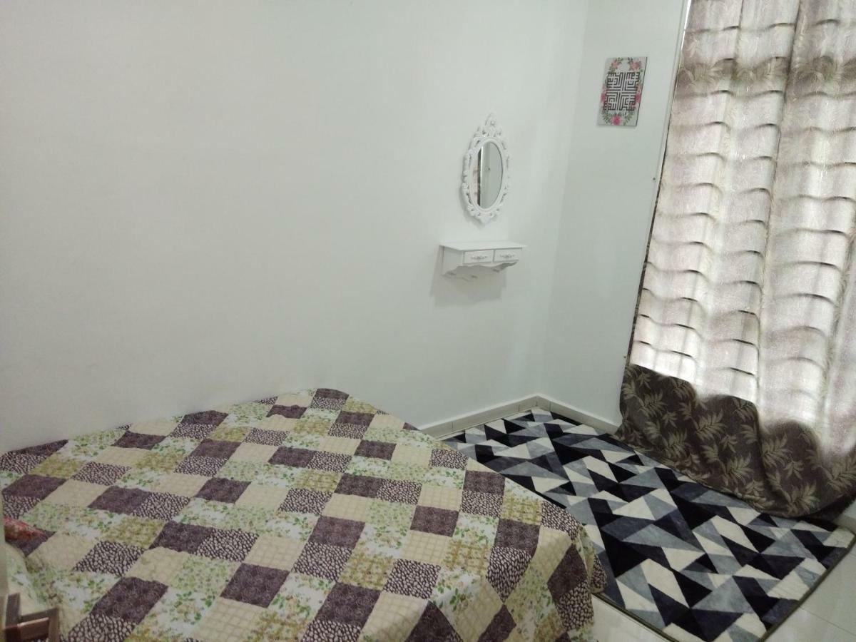 Z&M Homestay Jertih Dış mekan fotoğraf